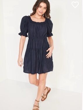 Puff-Sleeve Tiered Smocked
Embroidered Mini Swing Dress- Navy